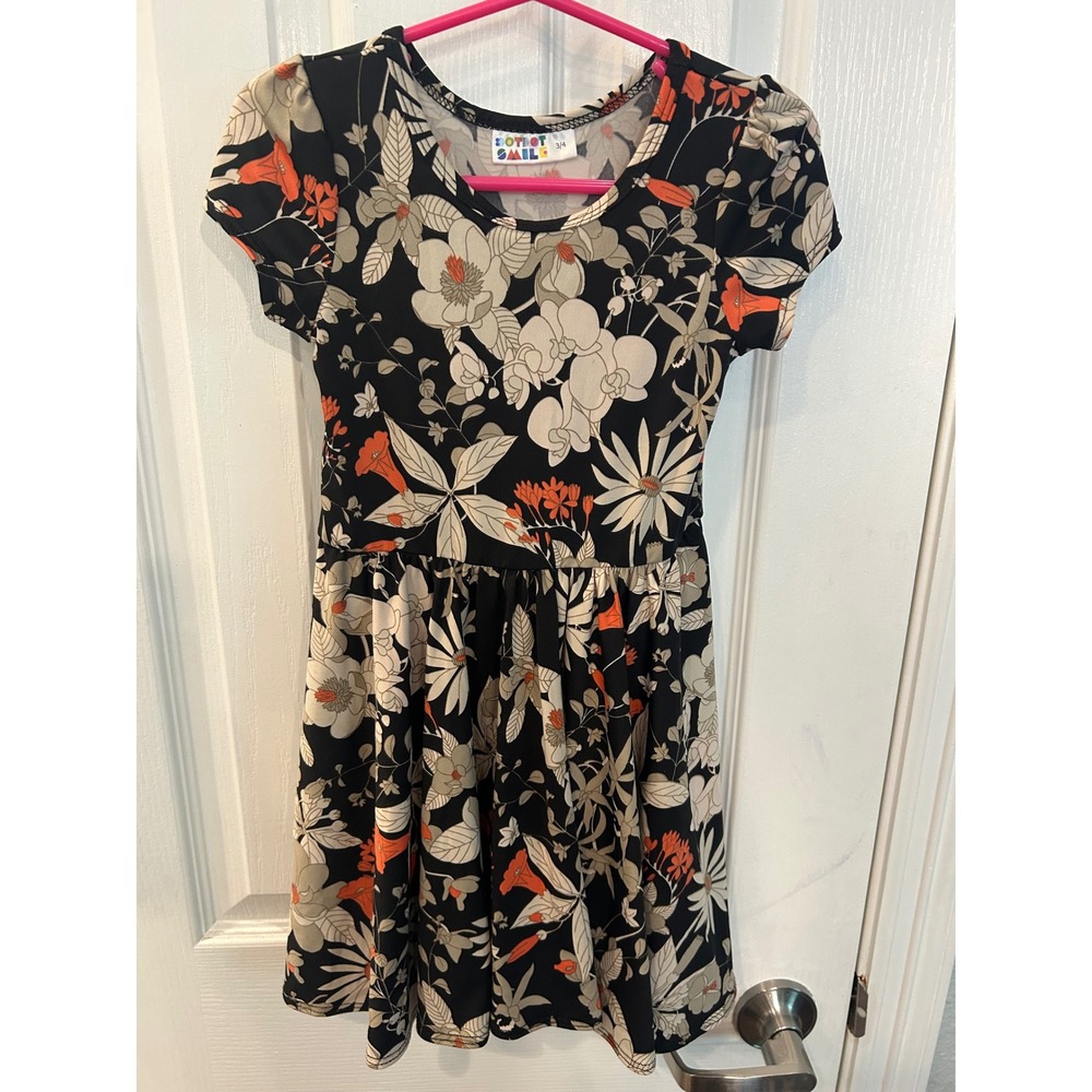 DotDotSmile Fit and Flare Dress Black Orange Floral Puff Sleeve Twirl Dress 3/4